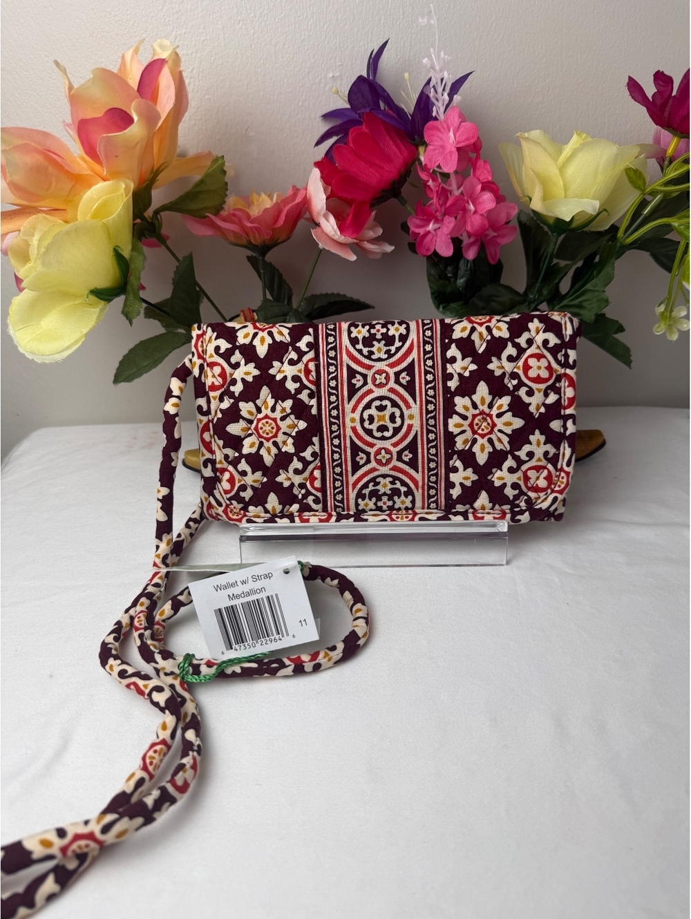 NWT Vera Bradley Medallion Wallet With Strap Retired Pattern Rare